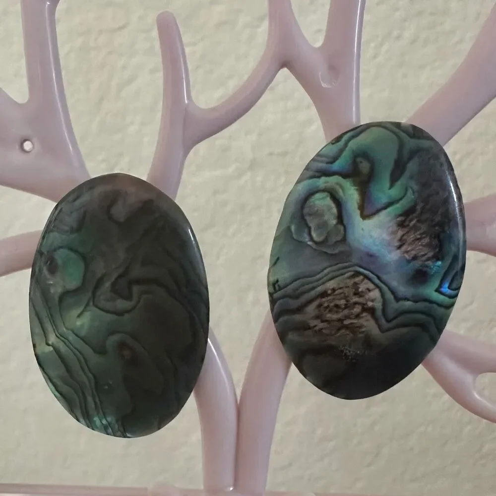 Oval abalone post earrings